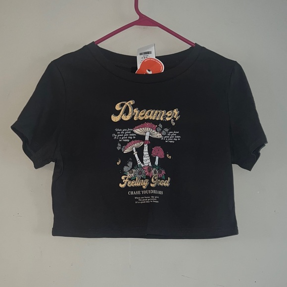 Cider NWT XL Black 'Dreamer' Graphic Crop Top - Picture 2 of 5